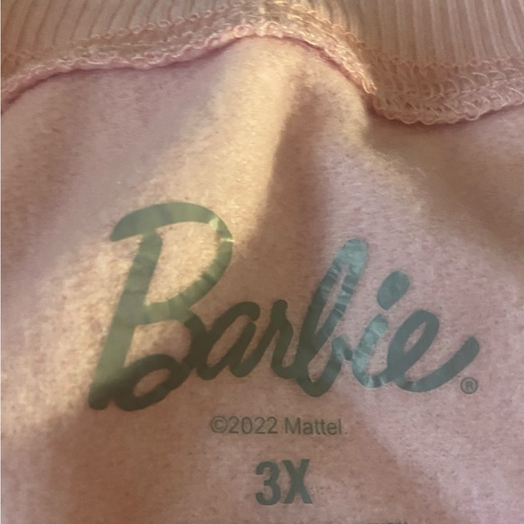 Plus size 3X Barbie lightweight pink sweatshirt by Mattel - Picture 3 of 4